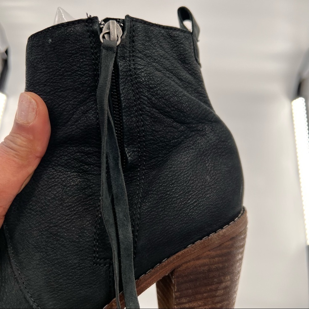 Dolce Vita black suede leather boots shoes 8 - Picture 7 of 14